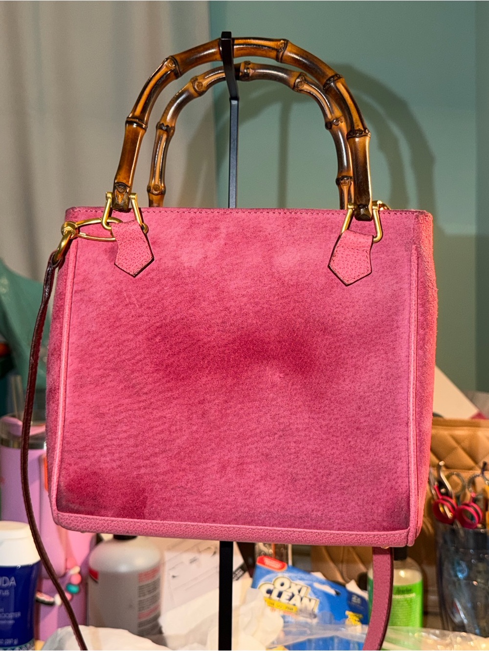 Vintage Gucci Pink Suede Top-Handle Bag with Bamboo Accent - Picture 2 of 12